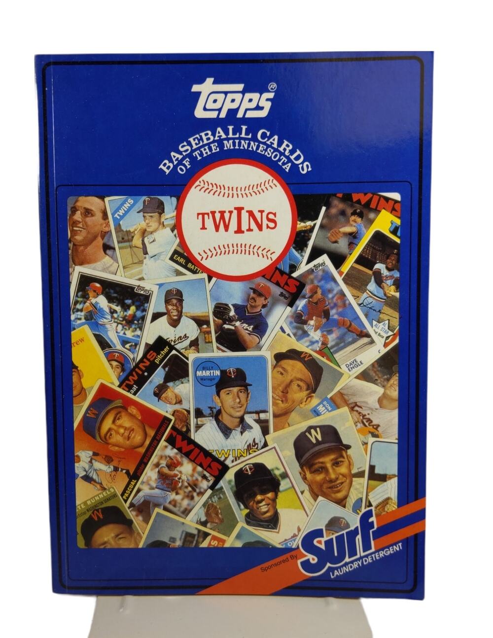 Vintage 1987 Topps Baseball Cards of the Minnesota Twins Collector Book
